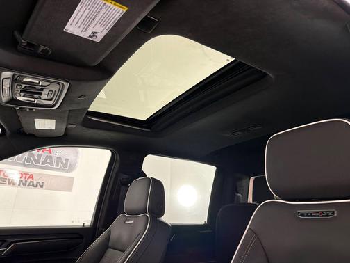 2025 GMC Sierra 2500 AT4X