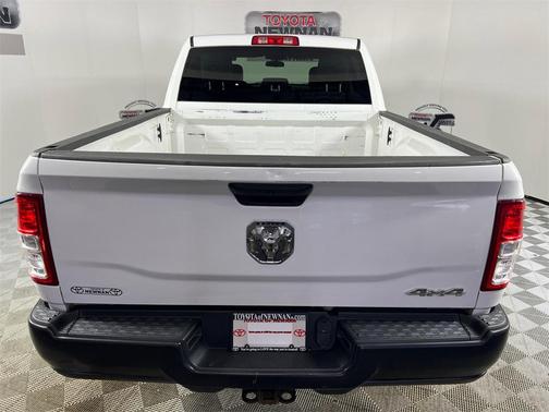 2019 RAM 2500 Tradesman Crew Cab 4x4 6'4' Box