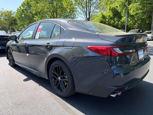 Underground 2026 Toyota Camry SE