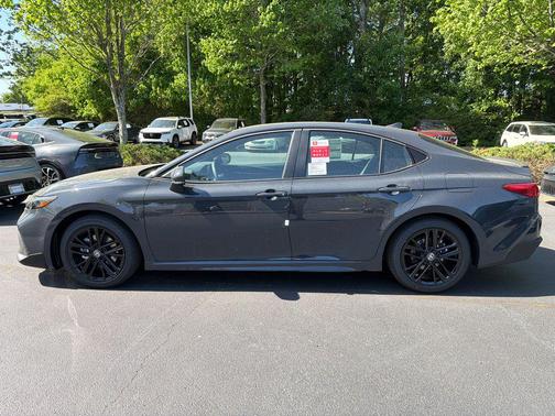 Underground 2026 Toyota Camry SE