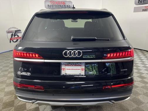 2022 Audi Q7 55 Premium