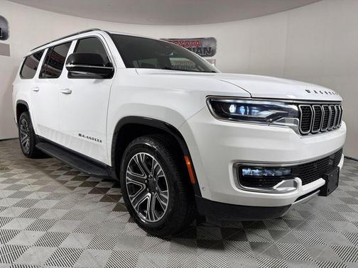 2024 Jeep Wagoneer L Series II 4x2