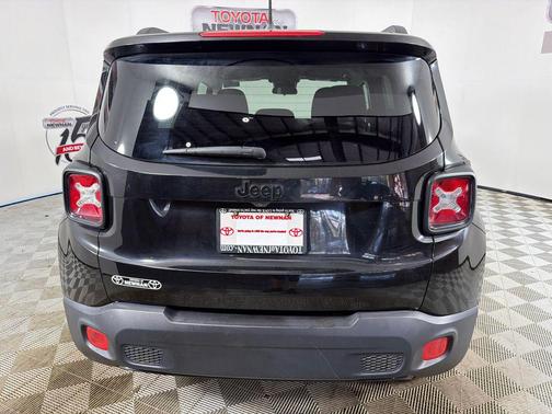 2017 Jeep Renegade Altitude