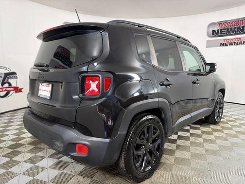 2017 Jeep Renegade Altitude