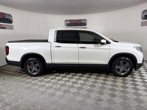 Platinum White Pearl 2022 Honda Ridgeline RTL-E
