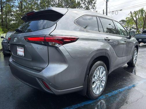 Heavy Metal 2026 Toyota Highlander Hybrid Limited