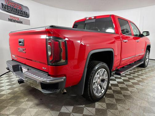 Cardinal Red 2018 GMC Sierra 1500 SLT