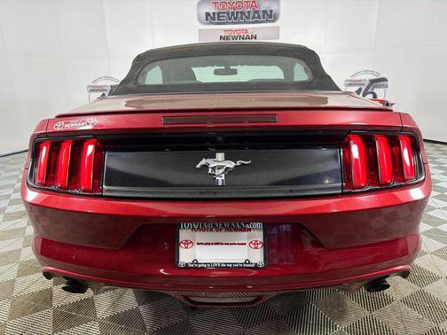 2015 Ford Mustang V6