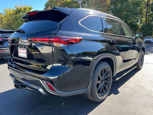 2026 Toyota Highlander Limited