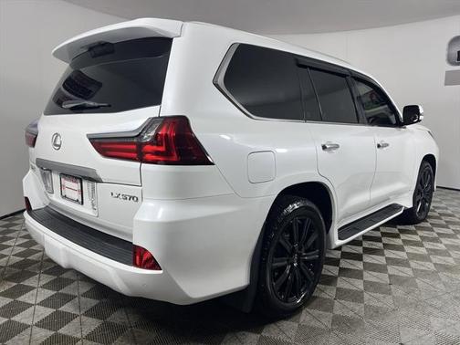 2017 Lexus LX 570 Base