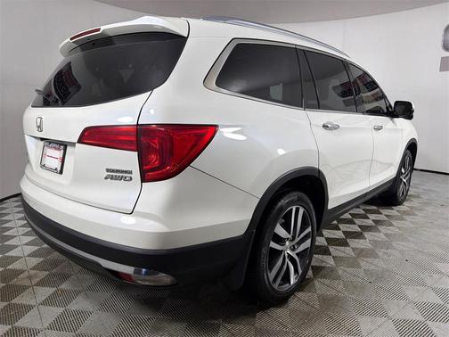 2018 Honda Pilot Touring