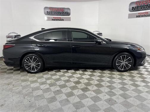 2022 Lexus ES 350 Base