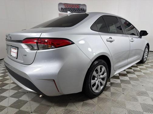 Classic Silver Metallic 2020 Toyota Corolla LE