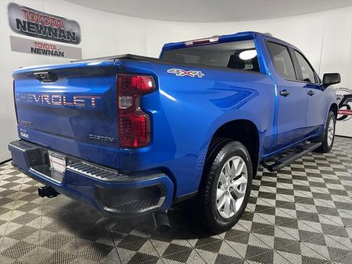 2022 Chevrolet Silverado 1500 Custom