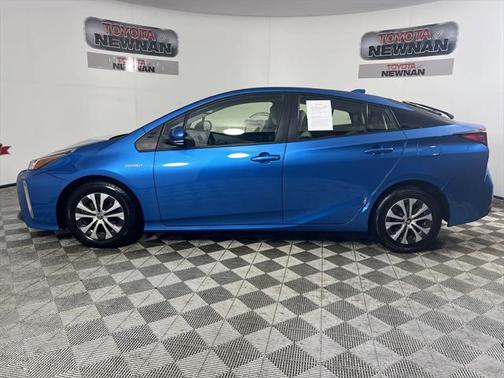 2022 Toyota Prius LE