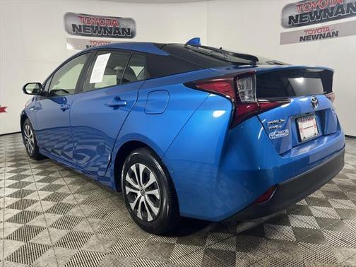 2022 Toyota Prius LE