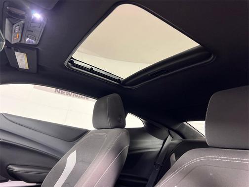 2022 Chevrolet Camaro 1LT