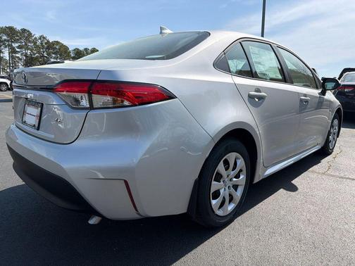 Classic Silver Metallic 2026 Toyota Corolla LE