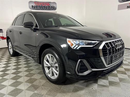 2024 Audi Q3 Premium 45 TFSI S line quattro Tiptronic