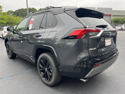2025 Toyota RAV4 Hybrid SE
