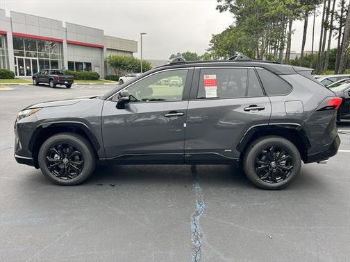 2025 Toyota RAV4 Hybrid SE