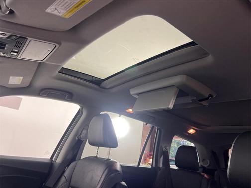 2021 Honda Pilot AWD Elite