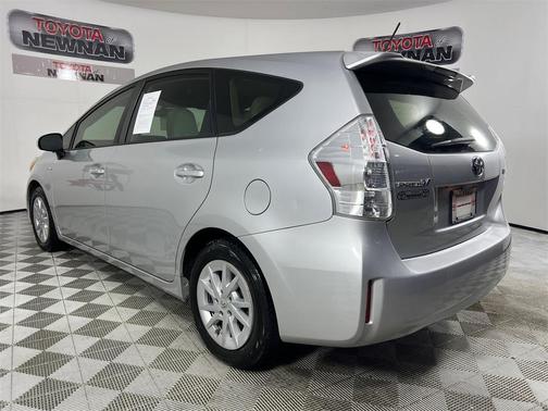 2013 Toyota Prius v Three