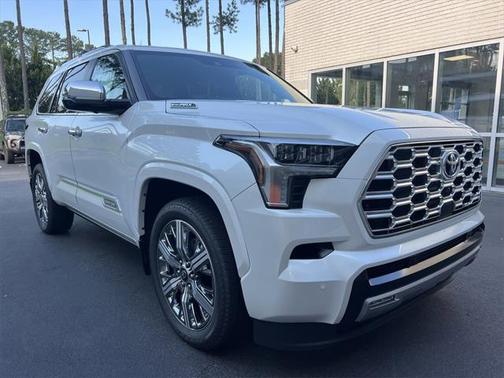 2025 Toyota Sequoia Base