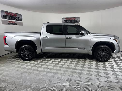 2025 Toyota Tundra Platinum