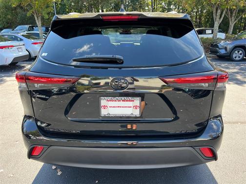 2026 Toyota Highlander XLE