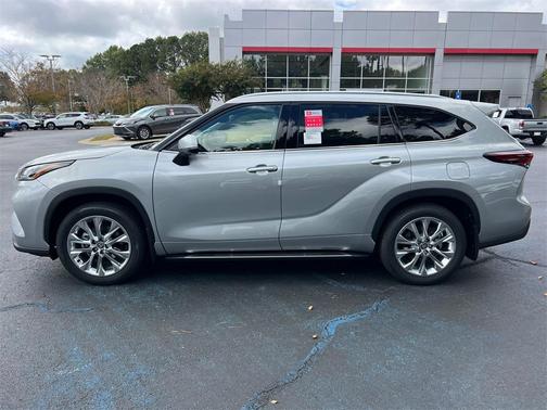 2025 Toyota Highlander Limited