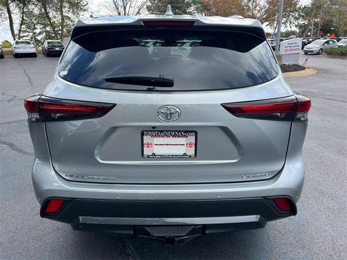 2025 Toyota Highlander Limited