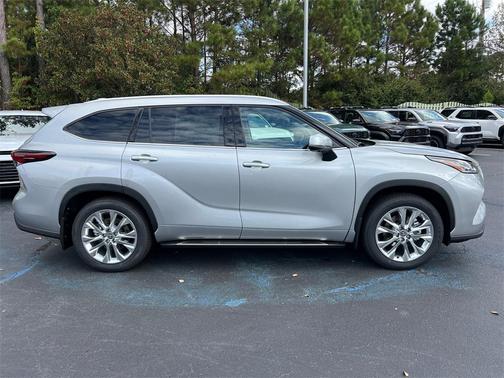 2025 Toyota Highlander Limited