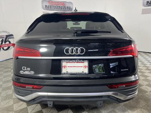 2021 Audi Q5 45 Premium Plus