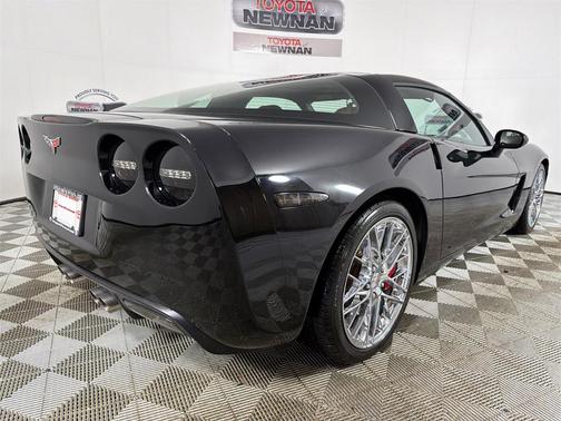 2005 Chevrolet Corvette Base