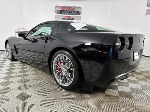 2005 Chevrolet Corvette Base