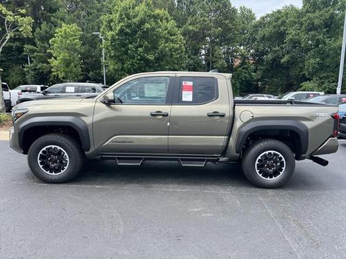 2025 Toyota Tacoma TRD Off Road