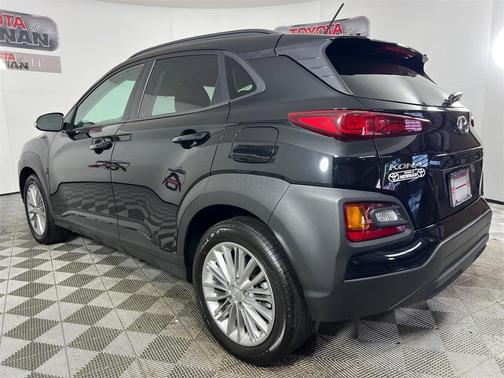 2021 Hyundai KONA SEL