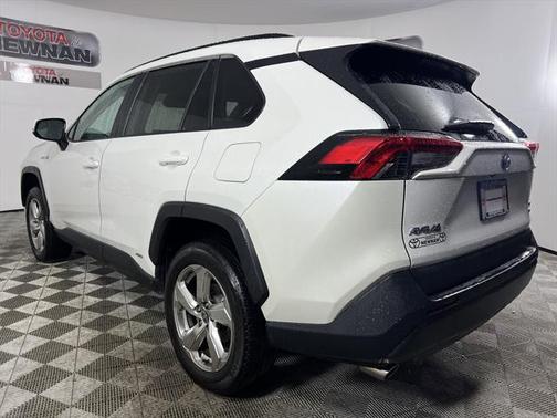 2021 Toyota RAV4 Hybrid XLE Premium