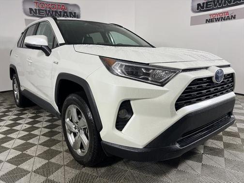2021 Toyota RAV4 Hybrid XLE Premium