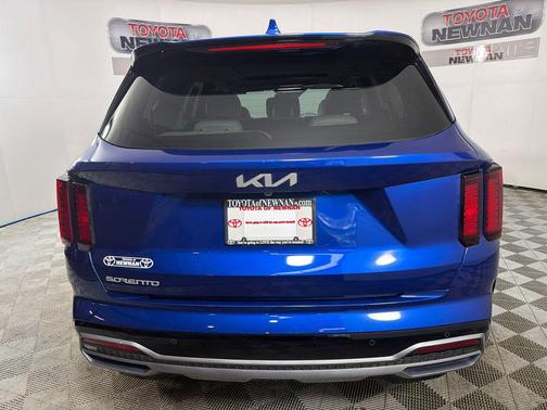 Sapphire Blue 2023 Kia Sorento S