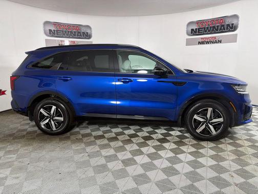 Sapphire Blue 2023 Kia Sorento S