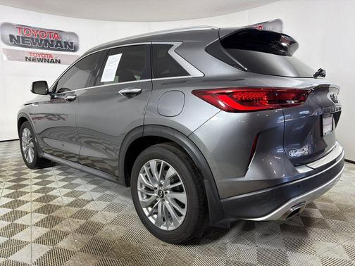 2023 INFINITI QX50 LUXE