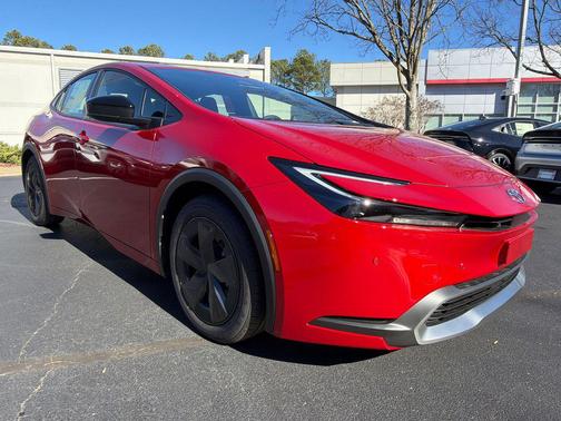 2026 Toyota Prius Plug-In Hybrid SE