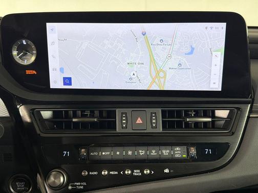 2025 Lexus ES 350 Base