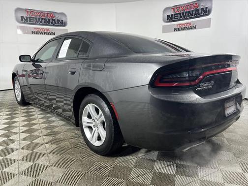 2016 Dodge Charger SE