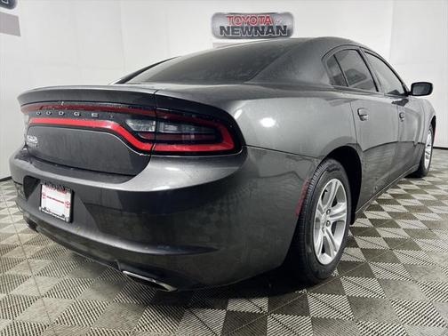 2016 Dodge Charger SE