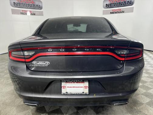 2016 Dodge Charger SE