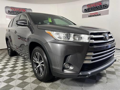 2017 Toyota Highlander LE Plus