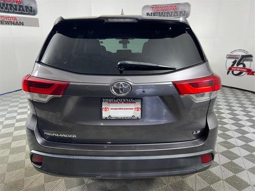 2017 Toyota Highlander LE Plus